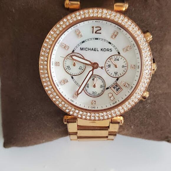 Michael Kors Women's Parker Rose Gold Chronograph Watch with Crystals MK5491 - Picture 4 of 12